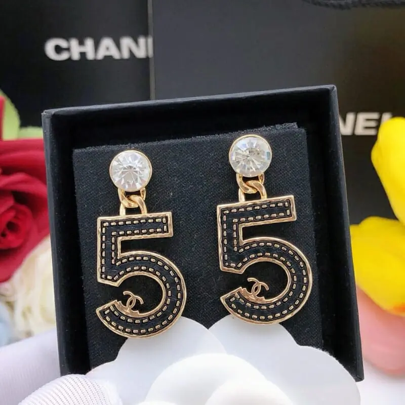 chanel boucles doreilles pour femme s_1205a26